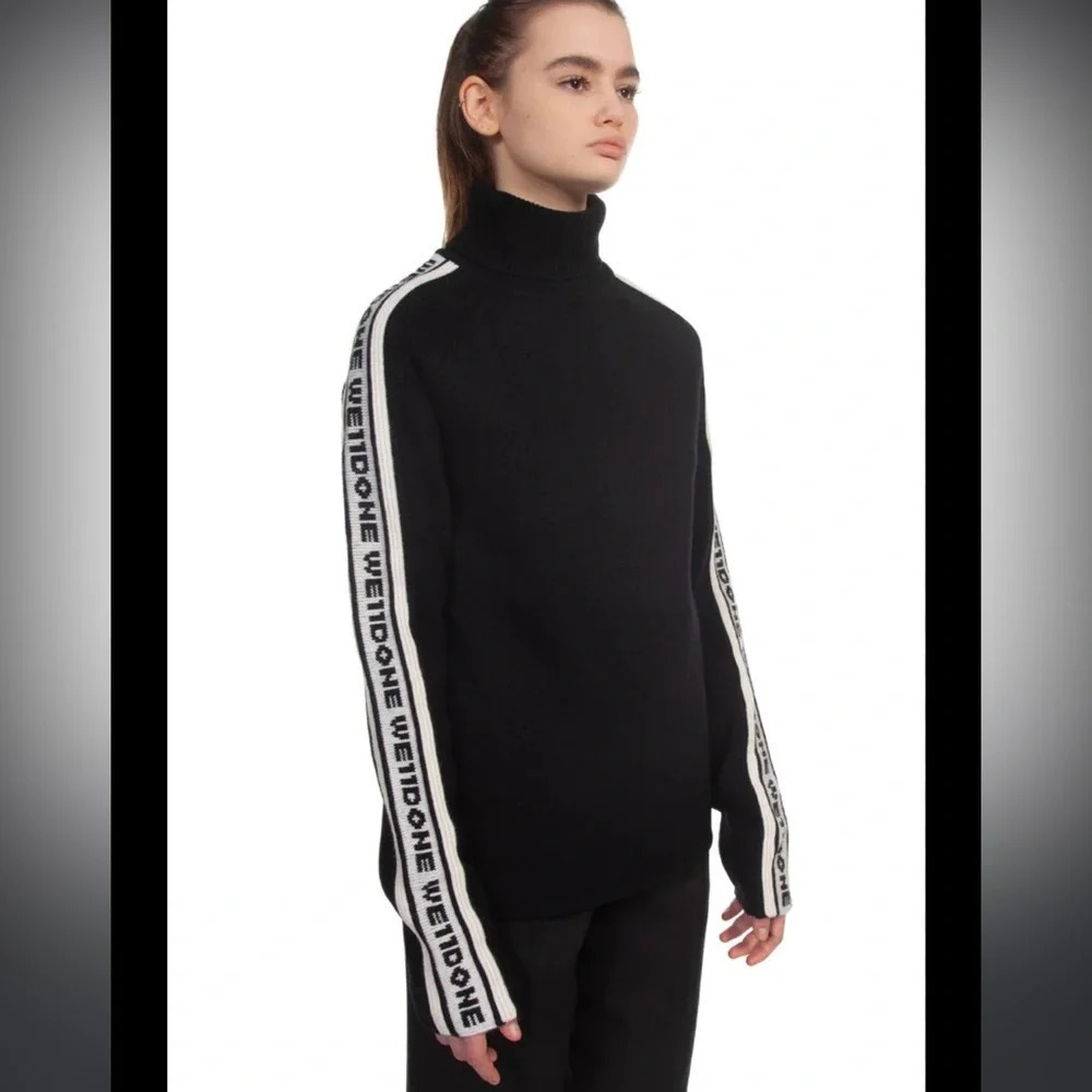 We11done Wool Logo Stripe Turtleneck, size small